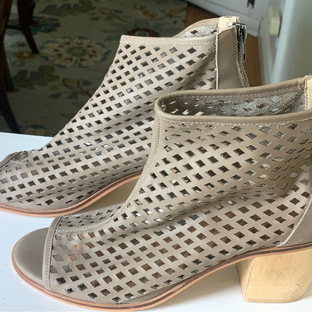 Kelsey Dagger shoe boot